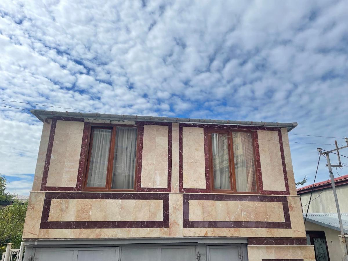 Gardenie Kutaisi Exterior foto